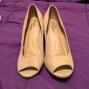 2 inch slip on heels